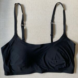 Abercrombie & Fitch Seamless Bralette